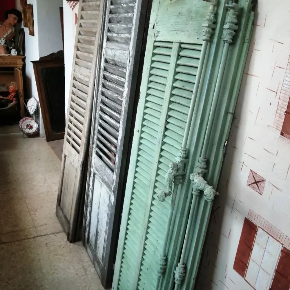 Meuble patine à Molières-sur-Cèze